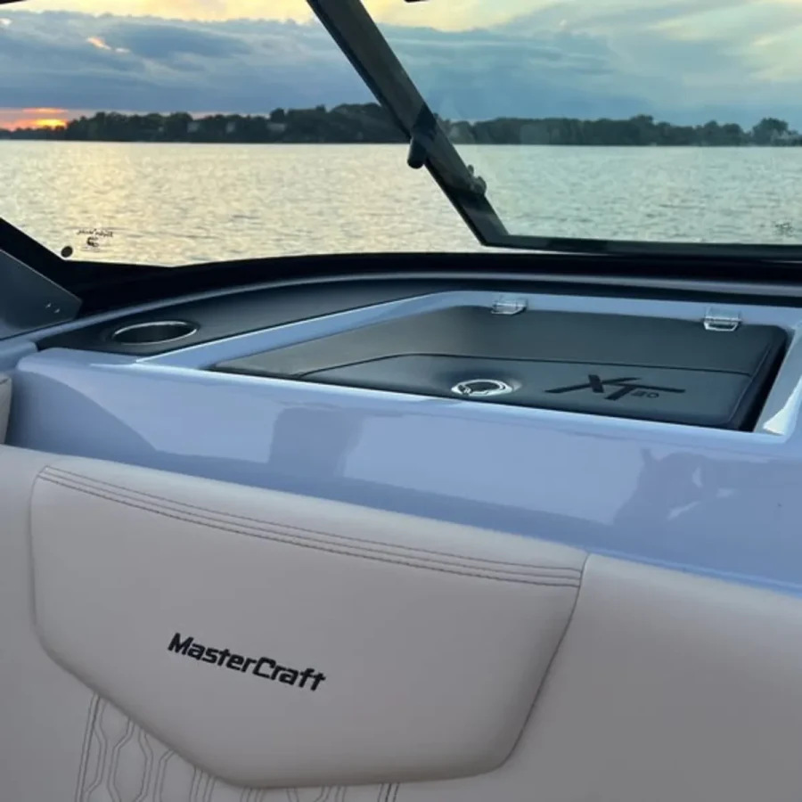 2024-mastercraft-xt20-140865-image12.webp