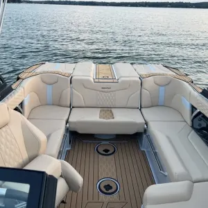 2024-mastercraft-xt20-140865-image7.webp