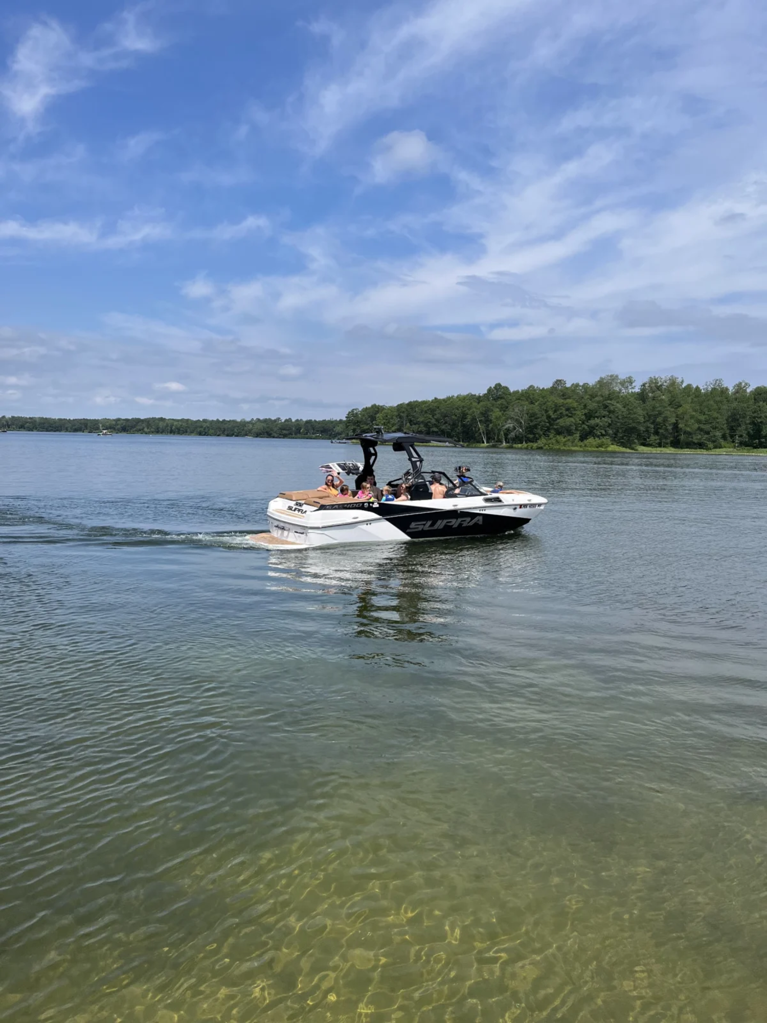 2022 Supra Boats SA400  LIKE NEW!