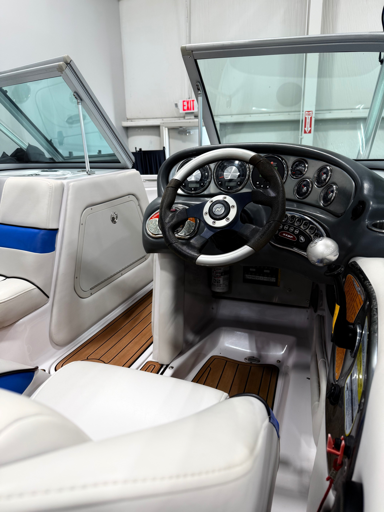 2009 Nautique 220 TE