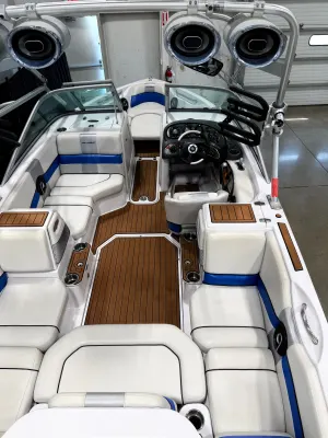 2009-nautique-super-air-nautique-220-140693-image6