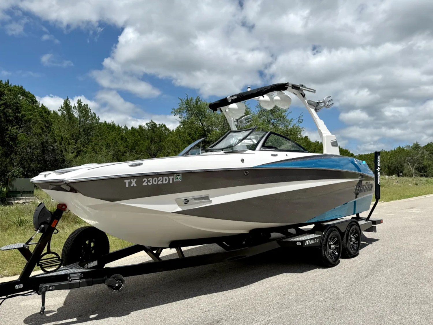 2017 Malibu M235