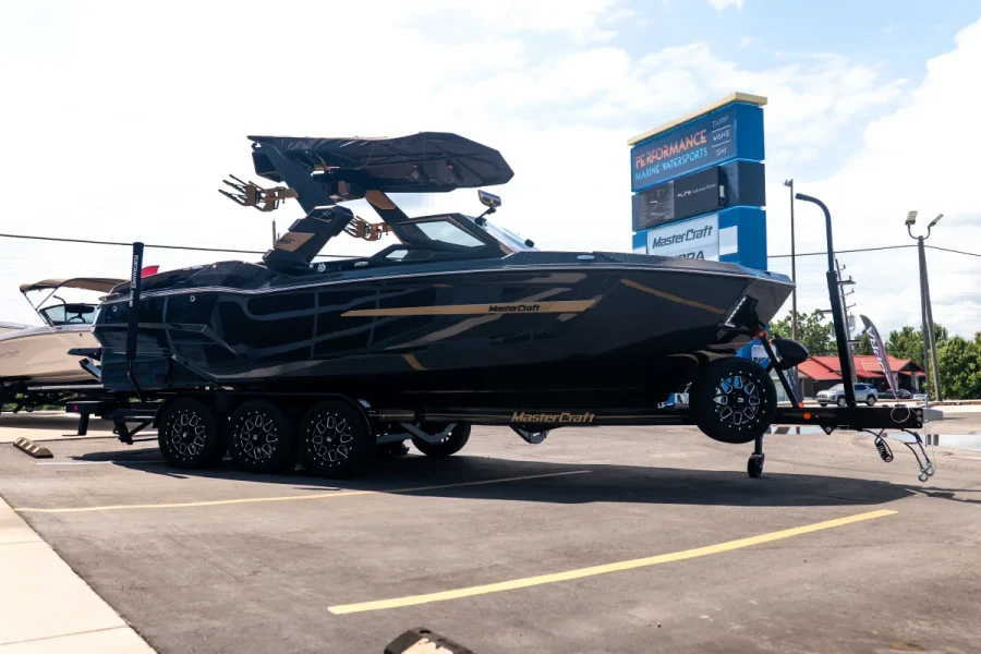 2026-mastercraft-x24-140907-image9.webp
