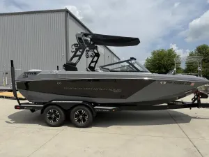 2021-nautique-gs20-140913-image0.webp
