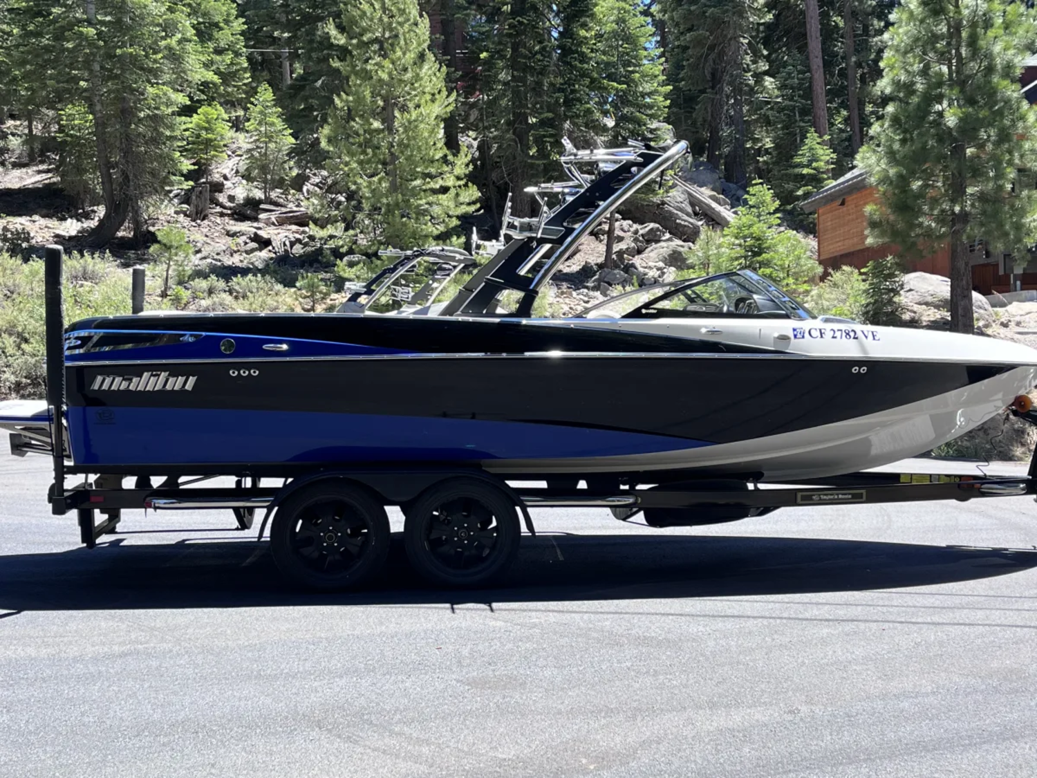 2011 Malibu Boats Wakesetter 247 LSV