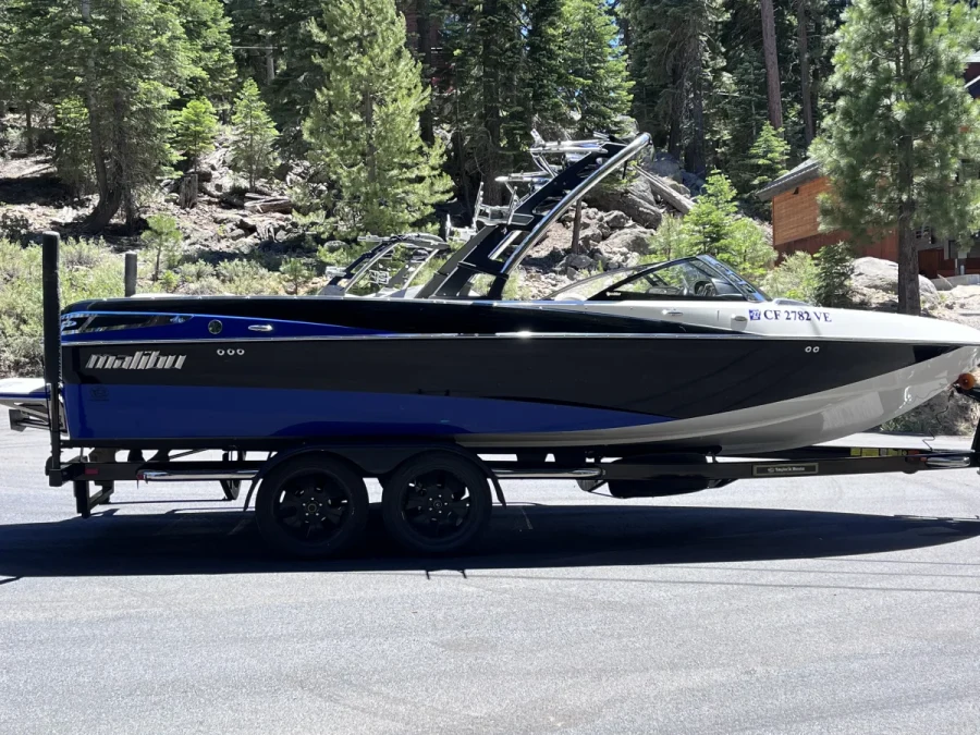 2011-malibu-wakesetter-247-lsv-140922-image4.webp