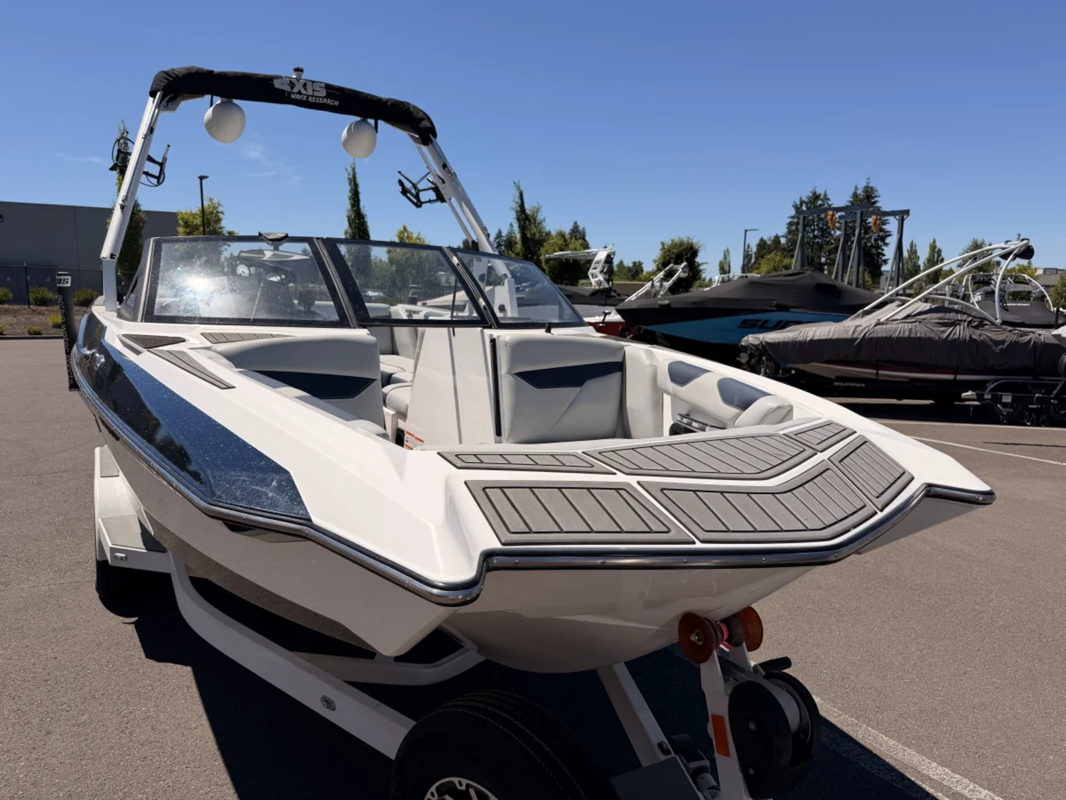 2021 Axis A22