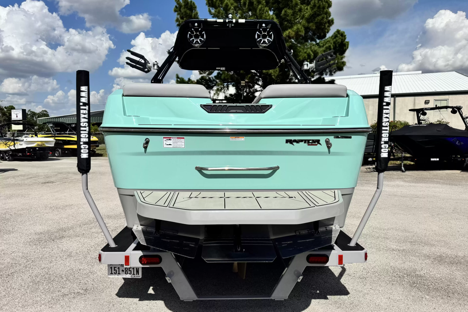 2025 Moomba Max