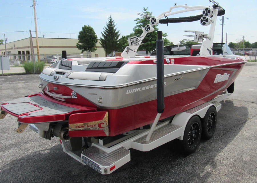 2021-malibu-wakesetter-24-mxz-140944-image6