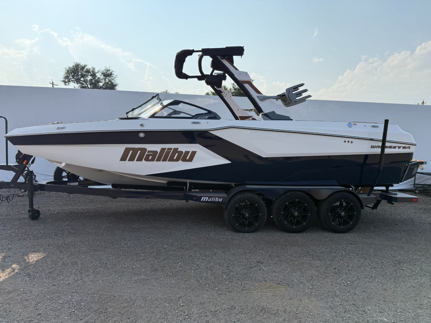 2026 Malibu Wakesetter 24 MXZ