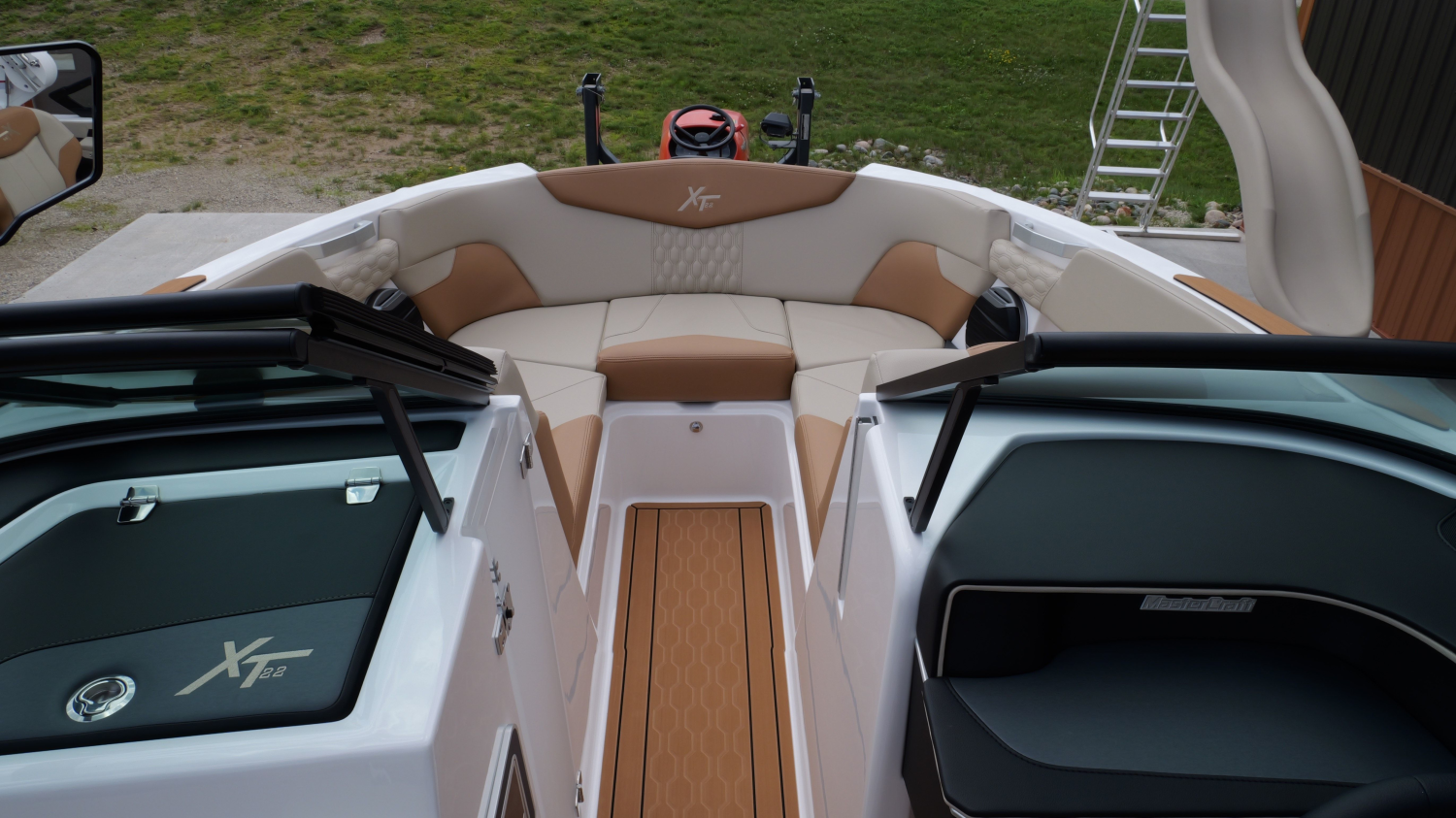 2026 MasterCraft XT22