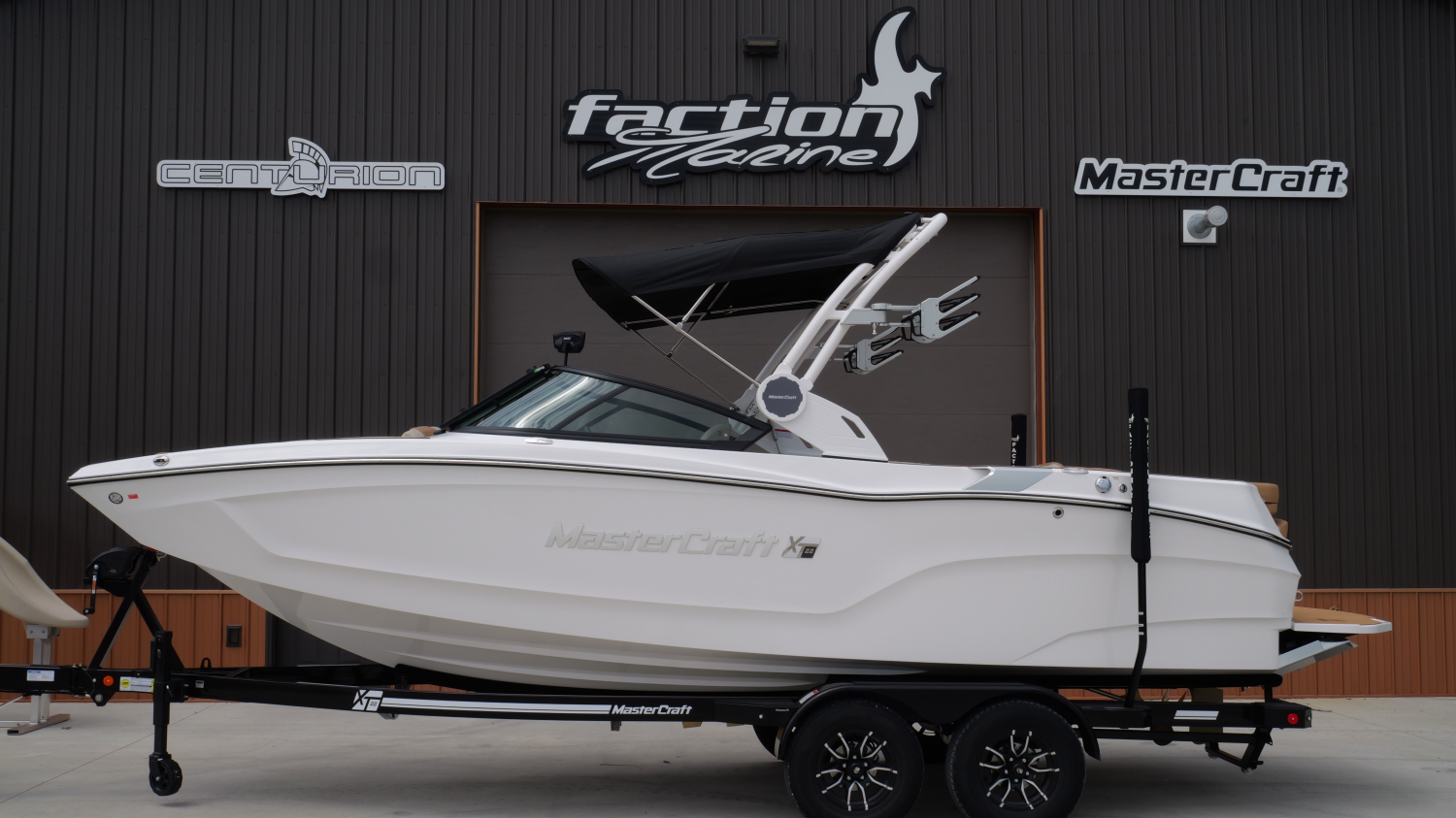 2026 MasterCraft XT22