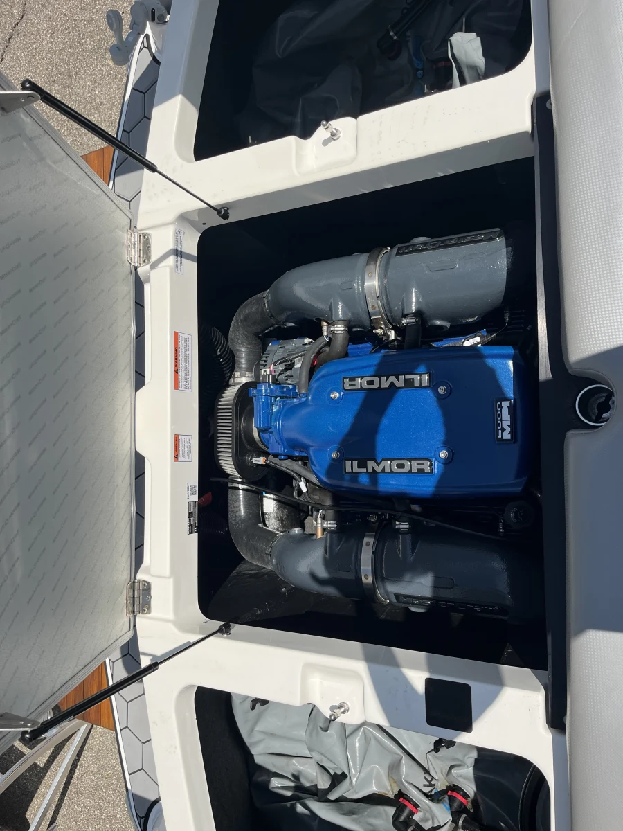 2019-mastercraft-nxt22-140962-image15