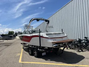 2019-mastercraft-nxt22-140962-image3