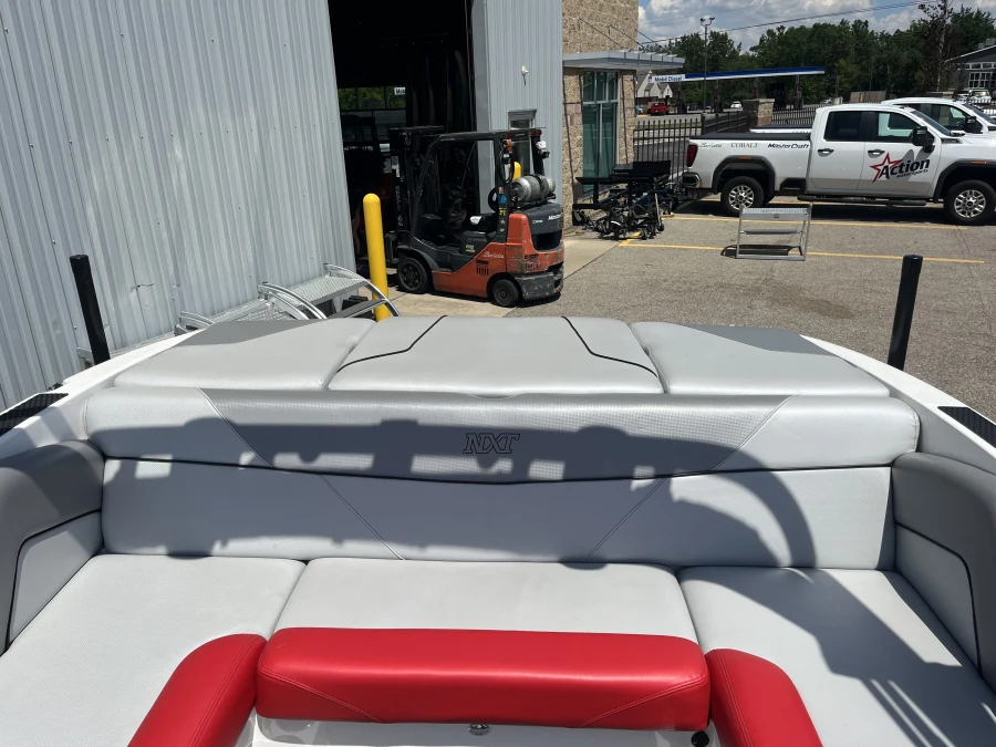 2019-mastercraft-nxt22-140962-image7