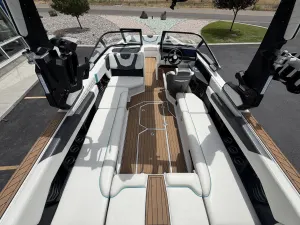 2022-nautique-g25-140966-image11