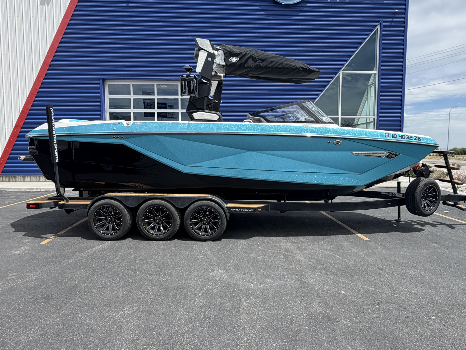 2022 Nautique G25
