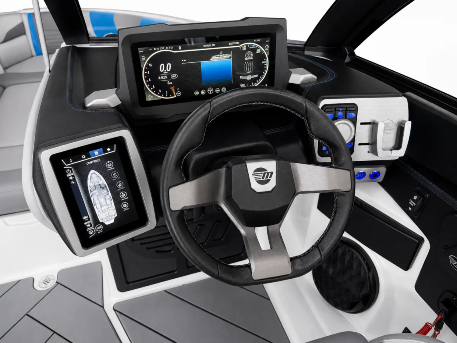 2022 Malibu 25 LSV with only 50 Hours