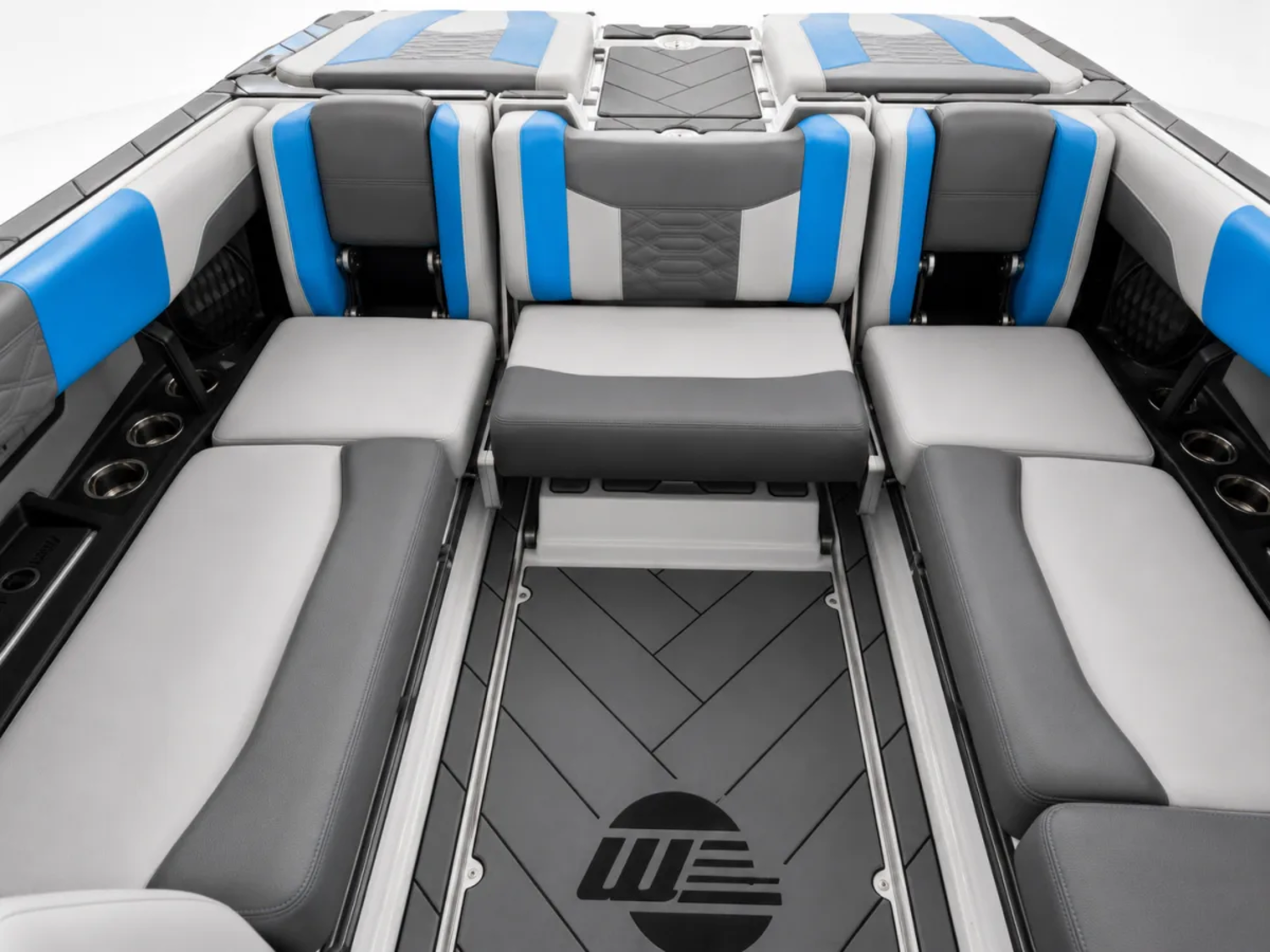 2022 Malibu 25 LSV with only 50 Hours