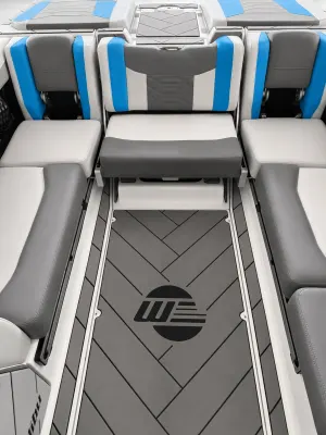 2022-malibu-wakesetter-25-lsv-141018-image8.webp