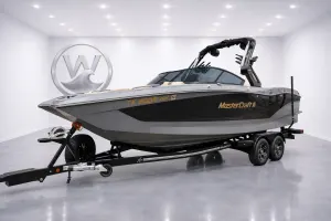 2022-mastercraft-x24-141026-image0_014002.webp