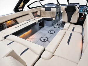 2022-mastercraft-x24-141026-image11.webp