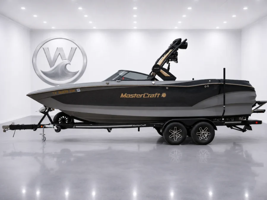 2022-mastercraft-x24-141026-image2.webp