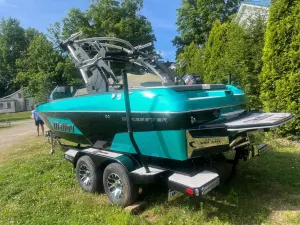 2020-malibu-wakesetter-vtx-141045-image2.webp