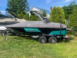 2020-malibu-wakesetter-vtx-141045-image9.webp