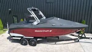 2023-mastercraft-xt23-141100-image7.webp