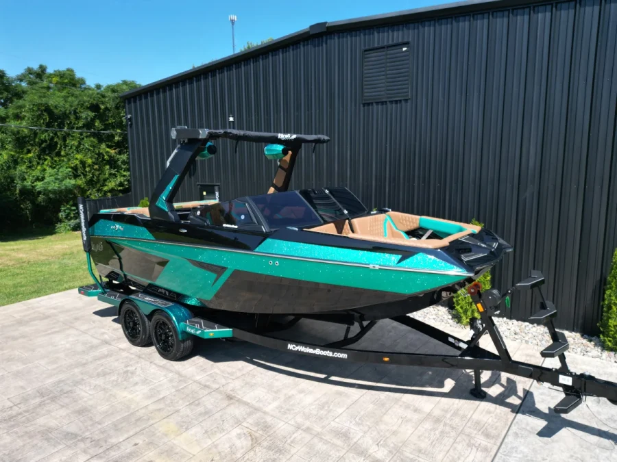 2027-tige-22rzx-141107-image5.webp