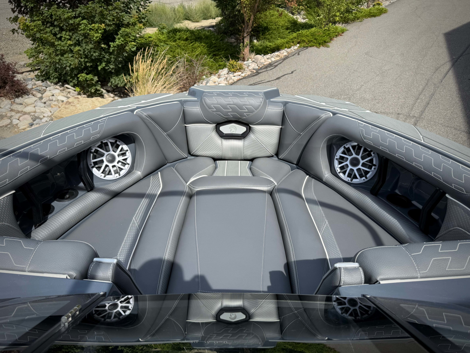 2027 Centurion Ri230