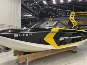 2020-nautique-g23-141115-image0.webp