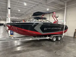 2016-nautique-g23-141117-image0.webp