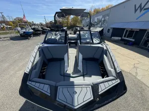 2025-nautique-g21-141119-image9.webp