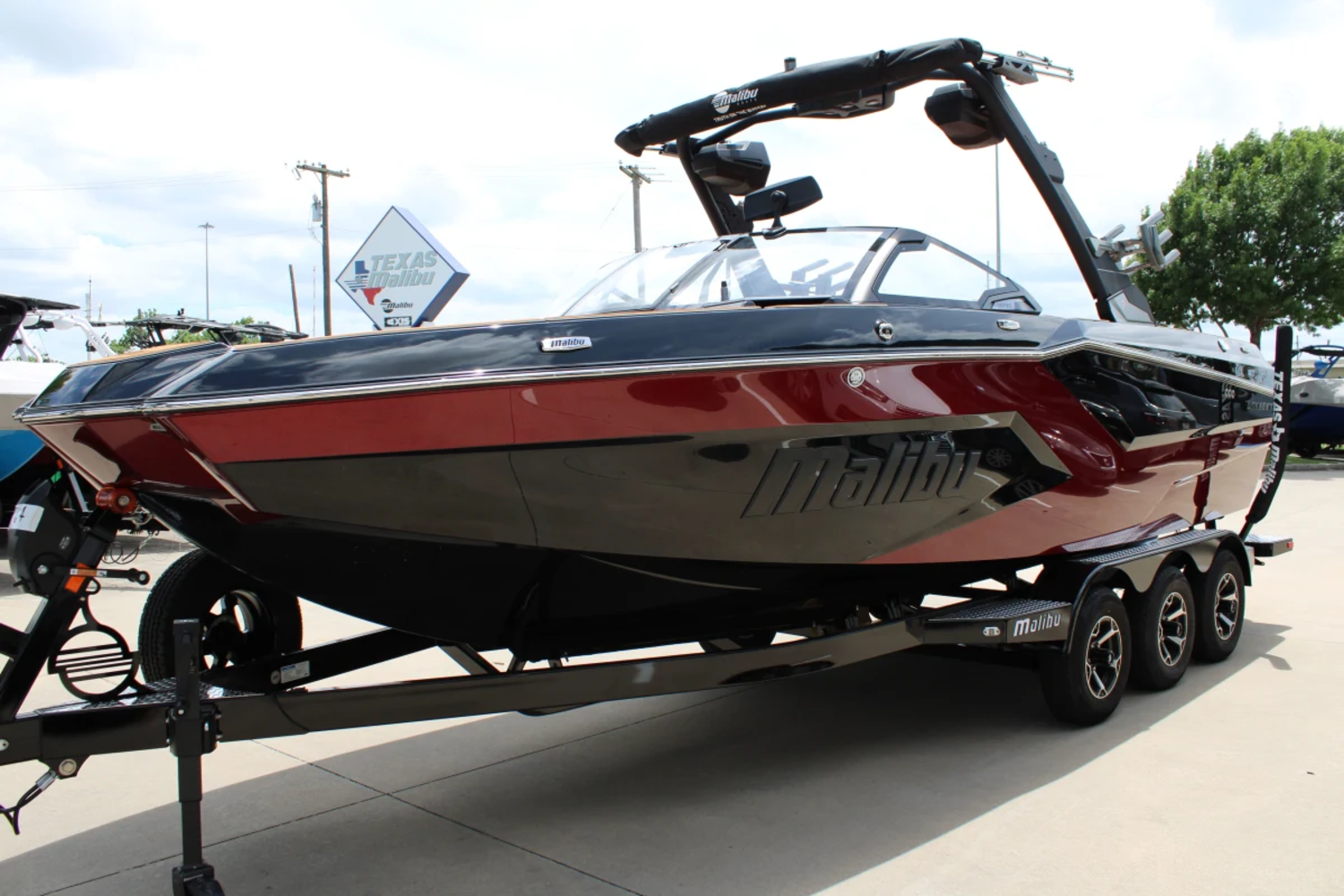 2026 Malibu 24 MXZ
