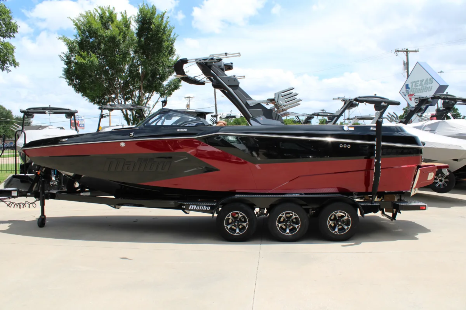 2026 Malibu 24 MXZ