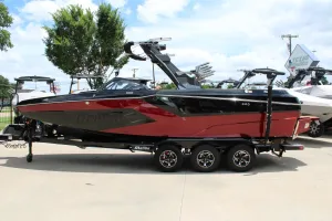 2026-malibu-wakesetter-24-mxz-141123-image4.webp