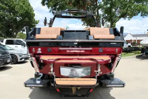 2026-malibu-wakesetter-24-mxz-141123-image7.webp