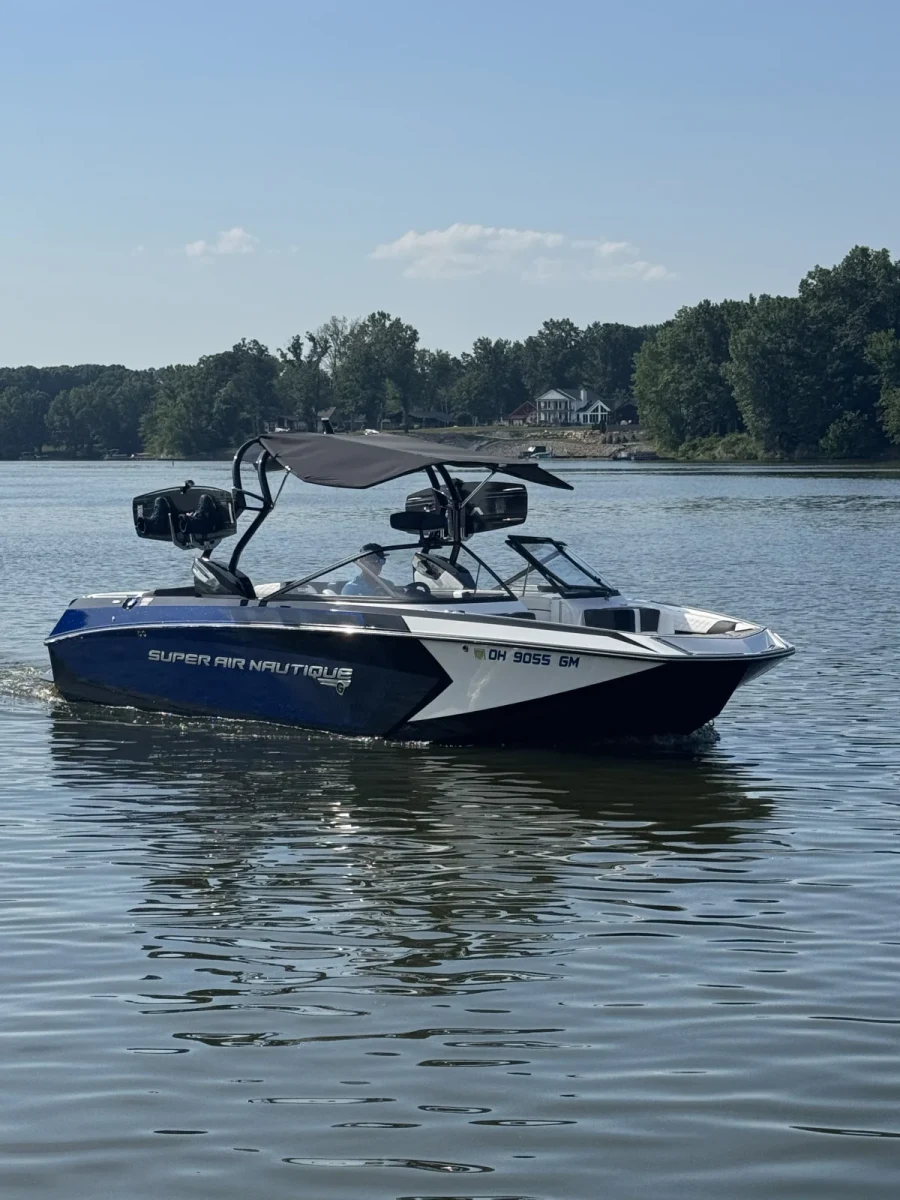2016-nautique-g23-141125-image1.webp