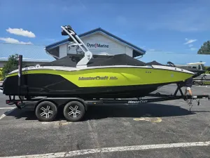 2019-mastercraft-nxt22-141149-image0.webp