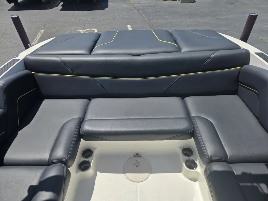 2019-mastercraft-nxt22-141149-image7.webp