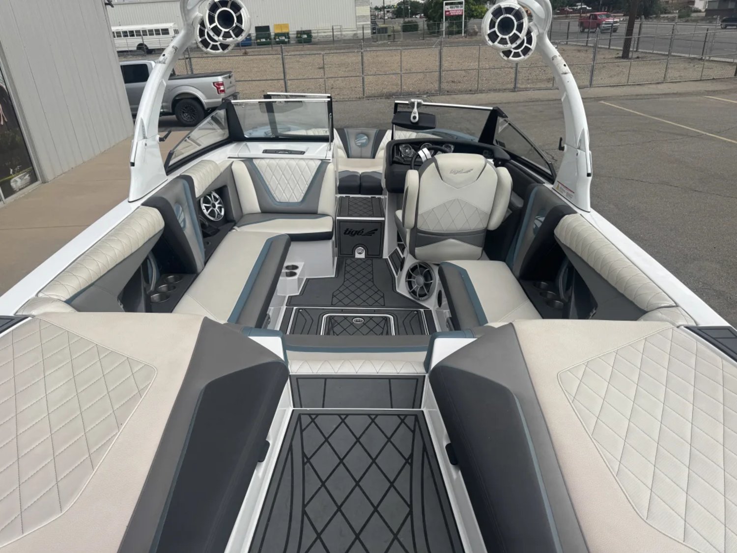 2016 Tige RZX