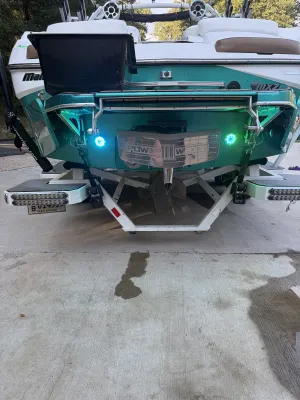2019-malibu-wakesetter-24-mxz-141165-image8.webp