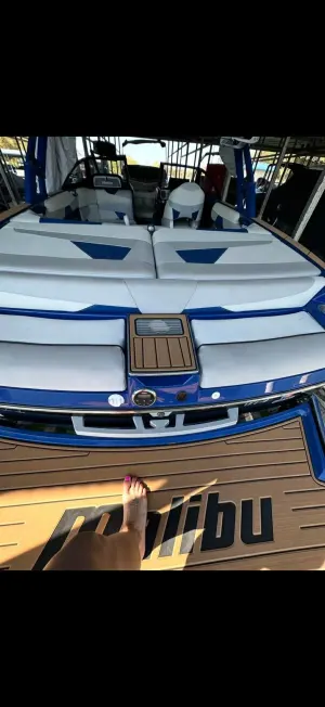 2016-malibu-wakesetter-vlx-141169-image4.webp