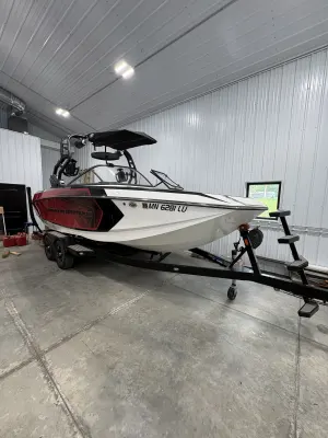 2018-nautique-g21-141173-image0.webp