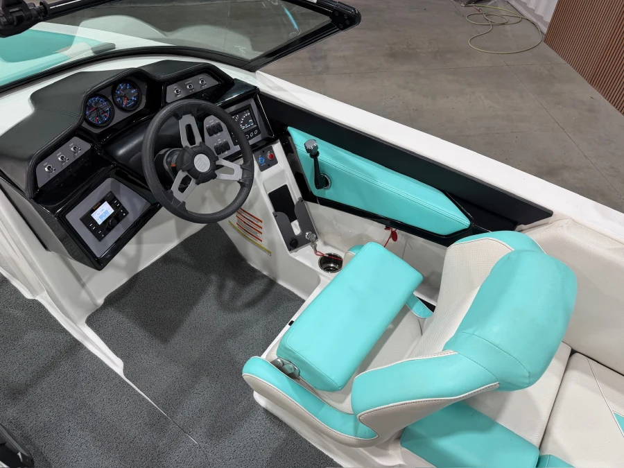 2020-mastercraft-nxt22-141181-image9