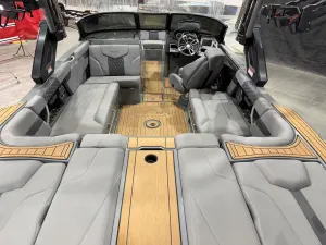 2022-mastercraft-xt22-141182-image20