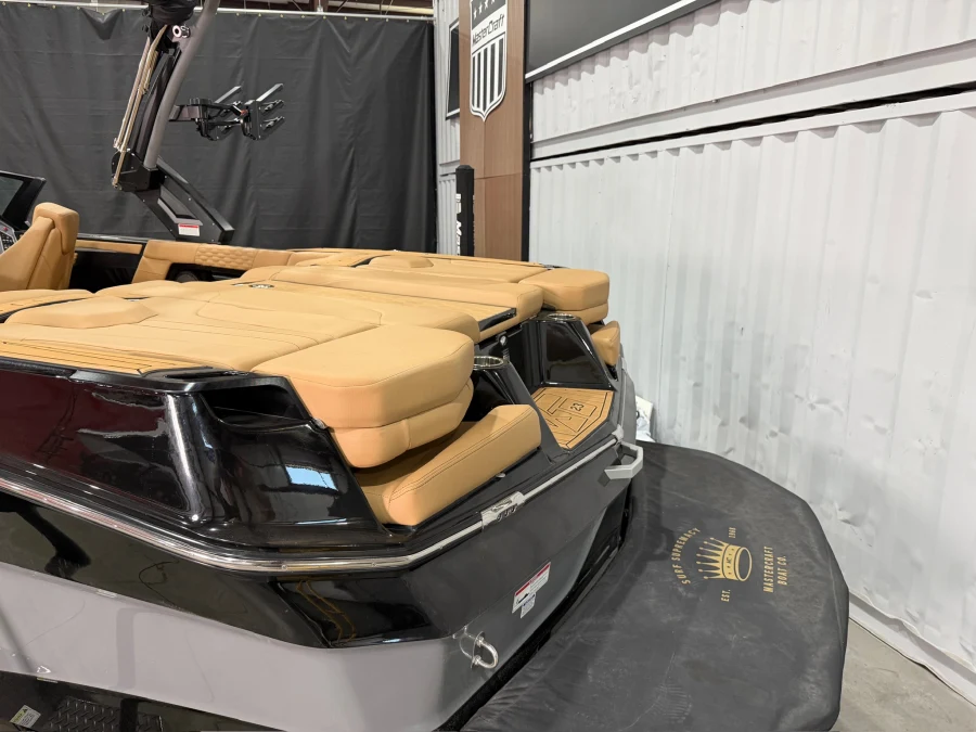 2023-mastercraft-xt23-141183-image19
