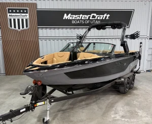 2023-mastercraft-xt23-141183-image1